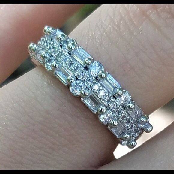 Beautiful Triple  Band CZ Diamond Ring - Picture 6 of 8